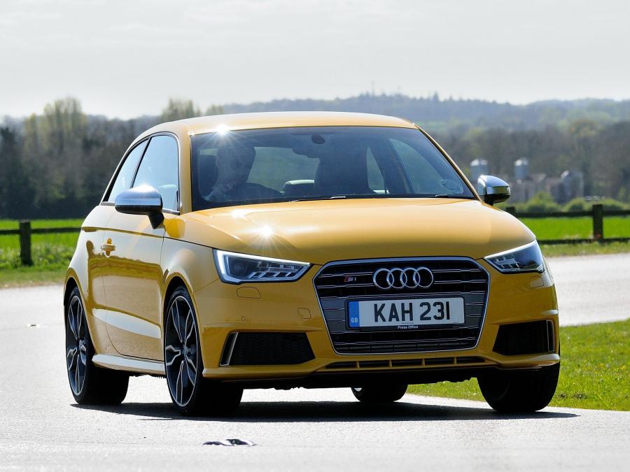  Audi S1 (8X) 2014 года  (UK) (фото 18 из 24)